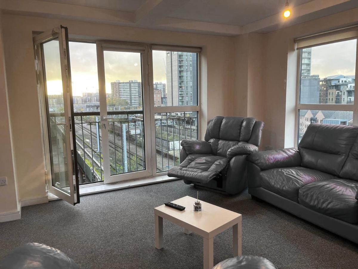 City View Spacious 2 Bed Apartment 2 Bathrooms Manchester Eksteriør bilde